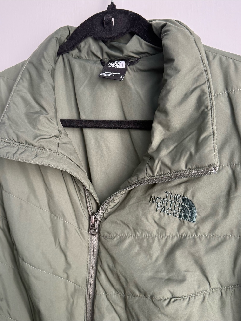 North face jacket - Picture 2 of 6